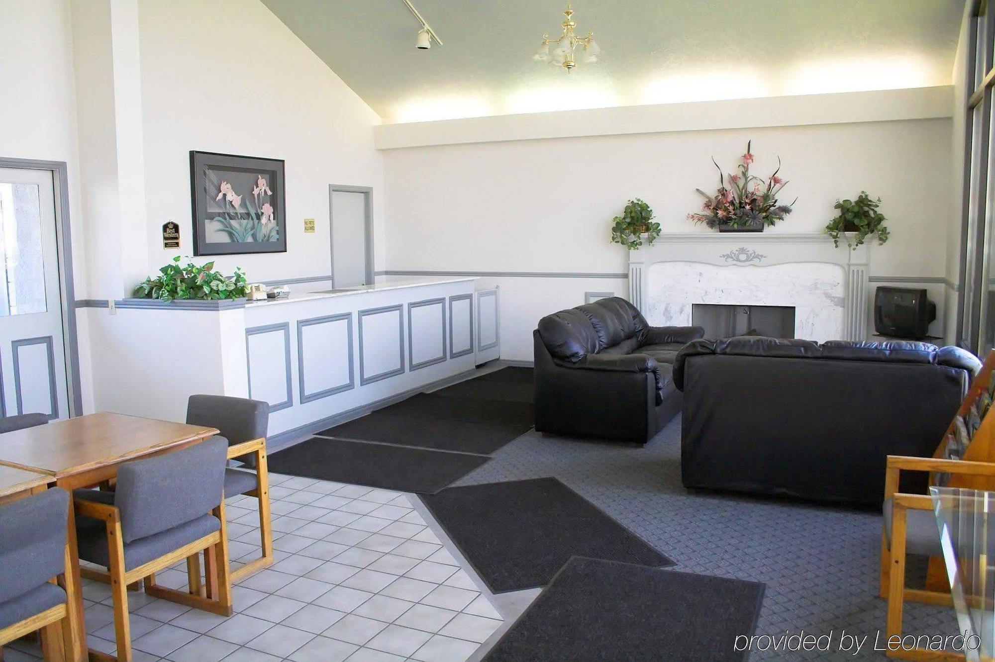 Super 8 By Wyndham Wendover Interior photo